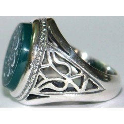 Iran Islam Quranic Ayah MAN YATAWAKKAL ALALLAH FAHOWA HASBO Engraved on Chrysoprase Green Agate Aqeeq Sterling Silver 925 Ring