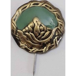 Iran Military Elite Special Forces Mountain Warfare Qualification Badge Pin Type VIII