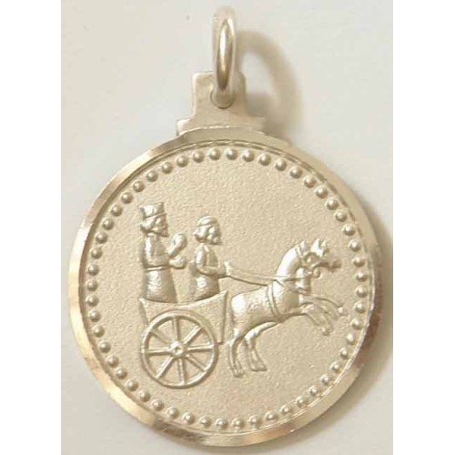 Iran Persia Sterling Silver 925 Achaemenian Takht-e Jamshid Persepolis Persian & Mede soldier on Chariot Pendant Necklace Iran Persia Sterling Silver 925 Achaemenian Takht-e Jamshid Persepolis Persian & Mede soldier on Chariot Pendant Necklace