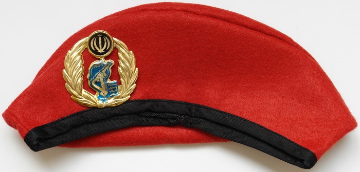 Iran Military Islamic Revolutionary Guards Corps ( Sepah-e Pasdaran, IRG, IRGC ) Commandos Red Beret Hat & Badge